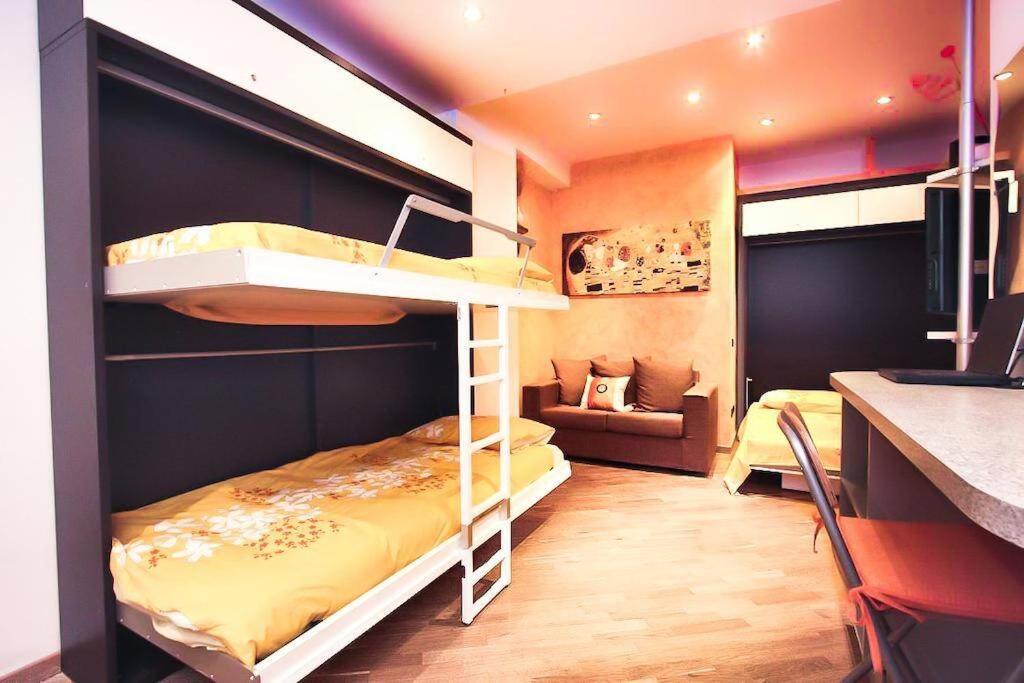Petite Home In โรม ภายนอก รูปภาพ